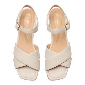 Clarks size 7 M Serina35 Cross Cream Leather stacked Heeled Sandals open toe nwt